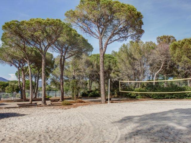 Studio 4P Vue Piscine St Raphael Valescure - Au Coeur Des Golfs Saint-Raphael (Var) Exterior foto