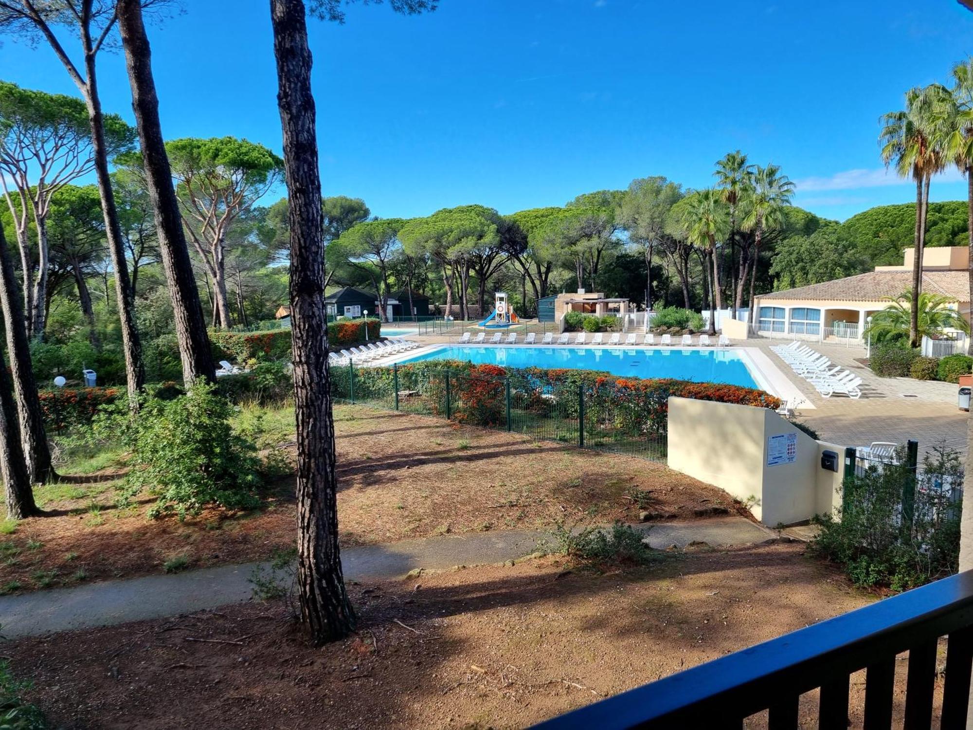 Studio 4P Vue Piscine St Raphael Valescure - Au Coeur Des Golfs Saint-Raphael (Var) Exterior foto